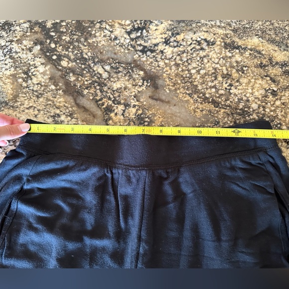 Bleusalt Women’s The Jogger in Black - Picture 3 of 5